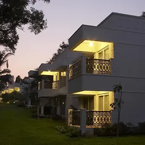 **** Resort Golden Landmark India